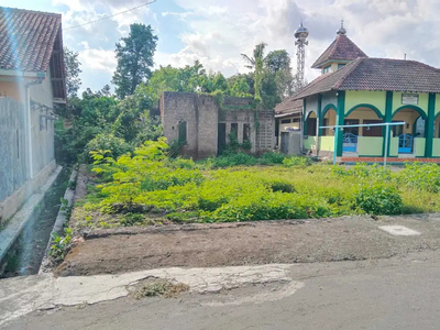 DI JUAL TANAH DEKAT STADION MAGUWOHARJO SLEMAN YOGYAKARTA