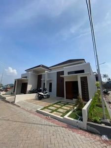 Dijual Cepat Rumah Dataran Tinggu View Pegunungan di Siroto Sewan