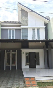 (Turun Harga BU ) Rumah 2 Lantai di Serpong Garden 1