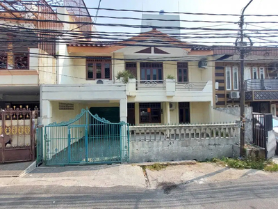 Dijual Rumah 2 Lantai Full Furnish di Kelapa Gading Jakarta Utara