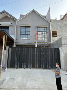 Dijual rumah baru 1.65milyar bs request fasad,lay put,cicil dp