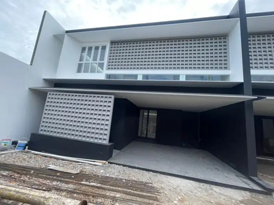 Dijual Rumah Baru Siap Huni di Caman Jakasampurna Bekasi