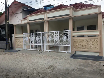 Dijual Rumah cantik siap huni di Harapan Indah 1 Bekasi