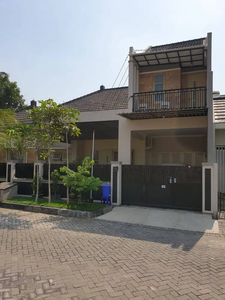 Dijual Rumah favorit Pusat Kota Gresik Perum GKB