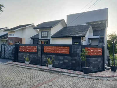 Dijual Tanpa Perantara Rumah Hook Cantik Semi Furnish Full Renovasi