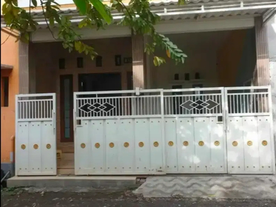 Dijual rumah kemlaten baru karang pilang surabaya