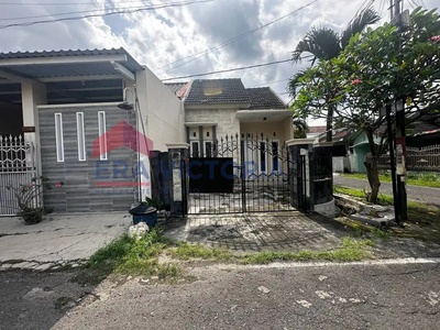 Dijual Rumah Lokasi Tenang, Dekat Perbankan, Posisi Hook Kota Malang