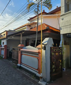 Dijual rumah lokasi Tukad Badung renon