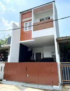 Dijual Rumah Semi Furnished di Komplek Cendana Residence Pamulang