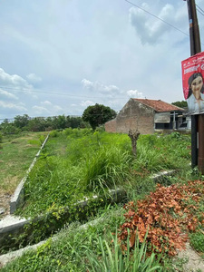 Dijual Tanah Pekarangan Pinggir Jalan Strategis di Yogyakarta