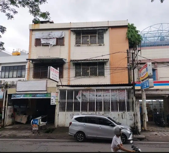 Disewakan ruko 3lantai ditengah kota, jl veteran utara ,Makassar (ar)