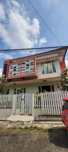 Disewakan Rumah Full Furnished di Jln. Papa Biru, Lowokwaru, Malang