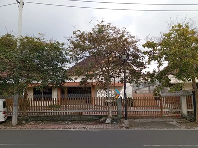 Disewakan Rumah Klasik di Jl. Gunung - gunung, Klojen Malang