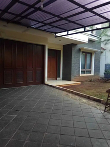 Jual Rumah di Jl Erlangga, Kebayoran Baru
