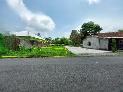 Lokasi Hook Pinggir Jalan Aspal, Barat Pasar Gentan Sleman