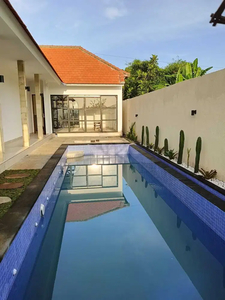 MM 252 Leasehold 2 years modern villa di padonan canggu badung bali