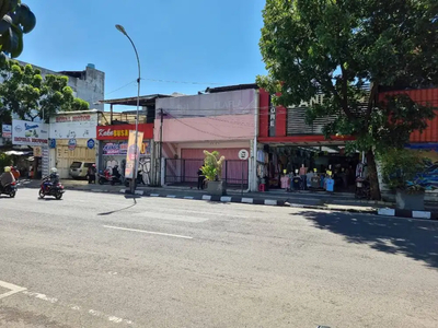 Ruko 2 LT strategis lebar 7 meter dekat Alun-alun