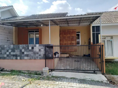 RUMAH APIK SECOND Dekat UNDIP Tembalang Bukit Kencana Jaya