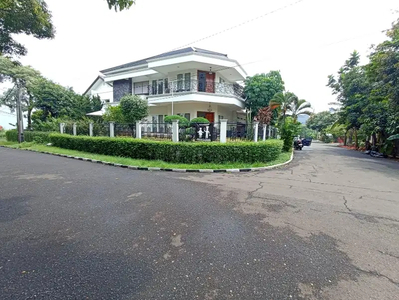 Rumah Bagus di komplek yang Bagus