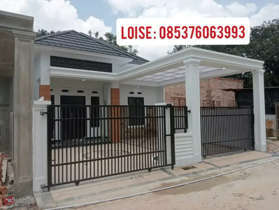 Rumah Berpagar Strategis jl.SM.Amin