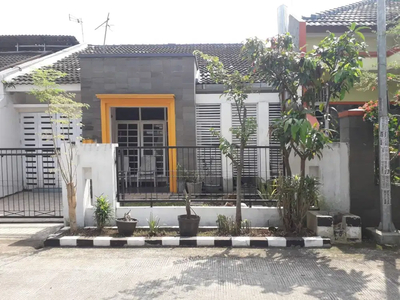 Rumah di Komplek Bahagia Permai Ciwastra Buahbatu