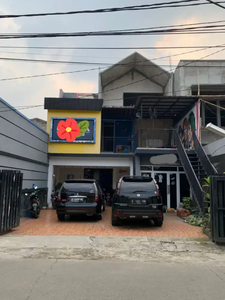 Rumah Dua Lantai Pinggir Jln Di Pondok Baru Cijantung Jakarta Timur