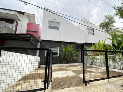 Rumah Full Furnished di Komplek Pasir Impun dekat Sekolah Tunas Unggul