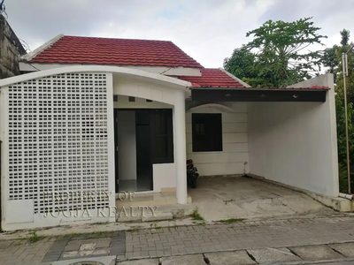 RUMAH FULL FURNISHED DIJUAL DI CONDONGCATUR DEPOK SLEMAN YOGYAKARTA