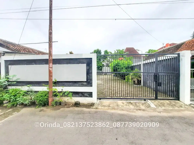 Rumah Keparakan Kidul Mergangsan Dekat Jl Tamansiswa, Alun-alun