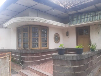 Rumah Kolonial Akses Bagus Di Kota Jogja Dekat Malioboro