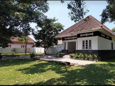 Rumah Kolonial di Jombang