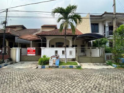 Rumah Manyar Jaya Praja Lokasi Pusat Kota 3 Kamar Tidur