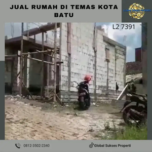 RUMAH MASIH PROSES BANGUN HARGA BAIK DI TEMAS KOTA BATU.