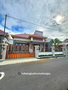 RUMAH MEWAH LOKASI PREMIUM BACIRO DEKAT LEMPUYANGAN,MALIOBORO