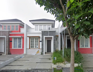 Rumah Minimalis di Kawasan Perumahan Elite