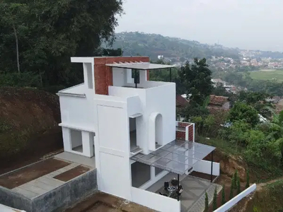 Rumah Modern 3 KT di Atas Perbukitan Bandung Barat