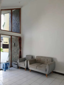 Rumah Modern Minimalis dan Murah di Setraduta Bandung