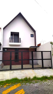 Rumah New Minimalis di Kutisari Indah Utara Row 3.5 mobil