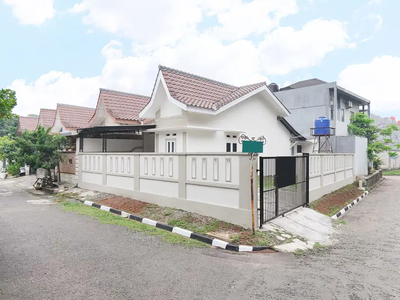 Rumah Seken Hook di Cibubur City 6 Menit ke Tol Sudah Renovasi J-19712