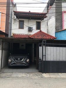 Rumah siap huni 2Lt di Jl. Graha Sunter Pratama lama Sunter Jakut