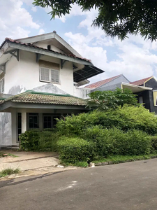 Rumah Tua Hitung Tanah di Jl. Maleo Bintaro Jaya Sektor 9