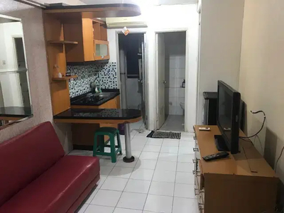 SEWA Apartemen Gading Nias 2 Kamar Chrysant Furnished Lt Tengah