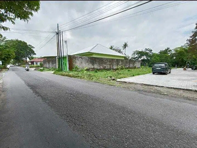 Tepi Aspal Barat Jl Kaliurang Km 10 Dekat ke UGM & UII Jogja Tanah SHM