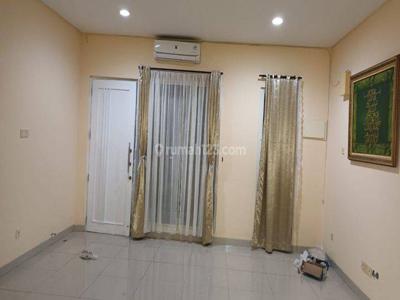 Rumah 2 Lantai 4 KT ada Ac di Residence One