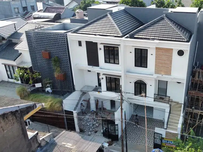 DIJUAL BRAND NEW HOUSE 3 LANTAI + ROOFTOP DI TEBET BARAT