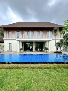 Dijual Rumah Bagus Konsep Villa Siap Huni Di Veteran Jaksel