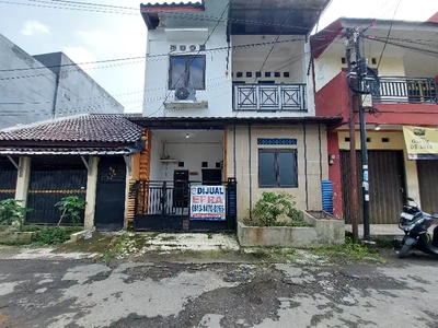 Dijual rumah ciomas 2,5 Lantai akses 2 tol dan stasiun bogor