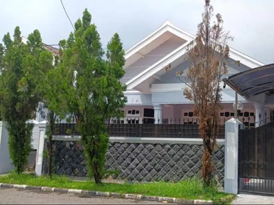 DIJUAL RUMAH NIRWANA EKSEKUTIF SIAP HUNI