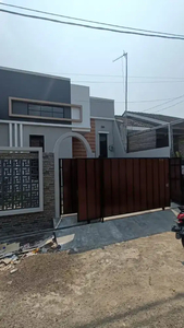 Dijual rumah siap huni sudah renovasi di Citra Indah City