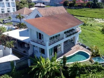 DIJUAL VILLA CANGGU BERAWA VIEW SAWAH ABADI